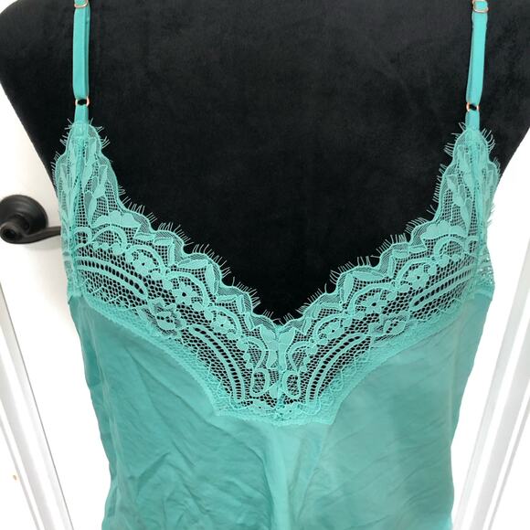 INC International Concepts Women's Cami Top V-Neck Lace Trim Green Sz Medium NWT - Picture 5 of 7